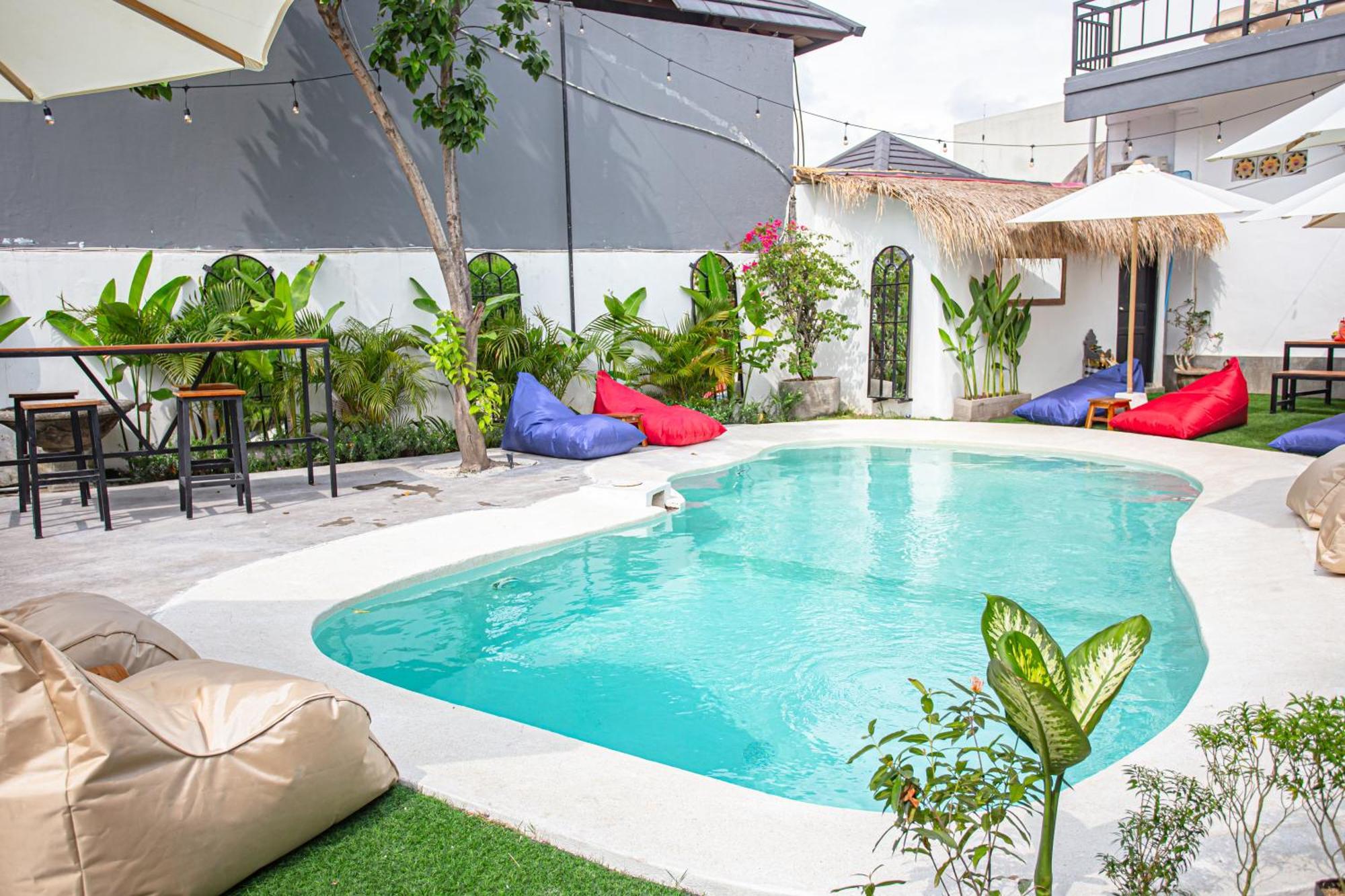 What The Duck Backpackers Canggu Exterior foto